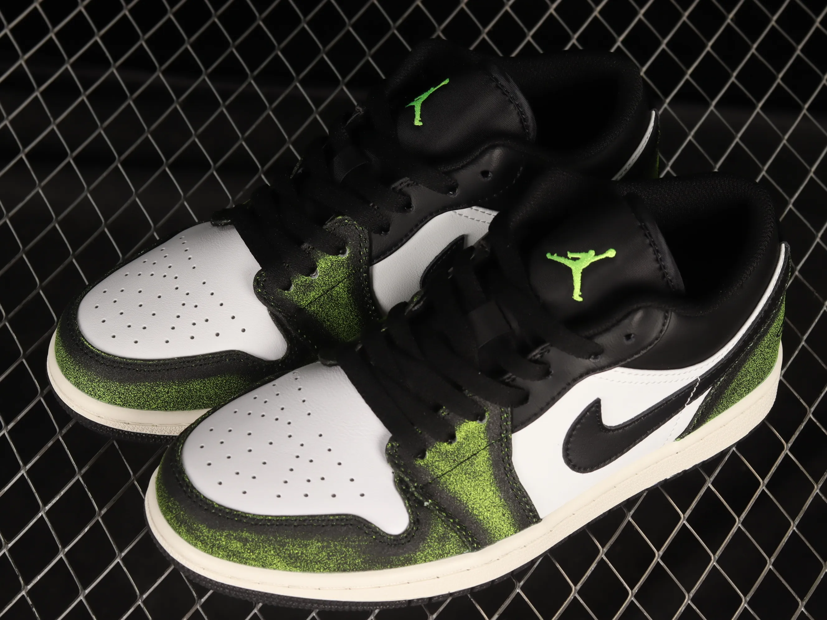 All categories Air Jordan Jordan series basketball shoes Air Jordan 1 Low Z version Air Jordan 1 Low "Wear Away" AJ1 Joe 1 Forest Green DN3705-003
